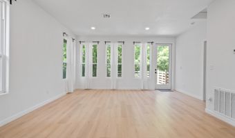 1005 F SW St, Ardmore, OK 73401