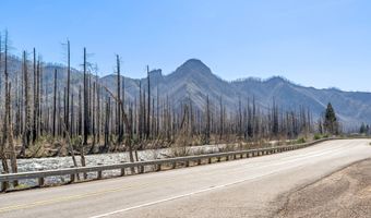 52633 MCKENZIE Hwy, Blue River, OR 97413