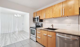 2059 HUNTINGTON Ave 111, Alexandria, VA 22303