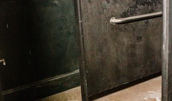 1035 Broad St, Camden, SC 29020