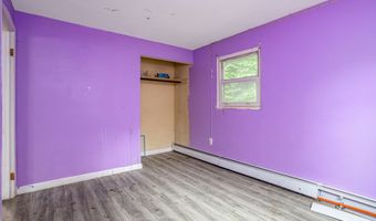 61 Barry Rd, Worcester, MA 01609