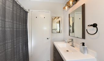 2348 Nordyke Ave, Santa Rosa, CA 95403