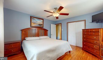 38 WARD Ave, Audubon, NJ 08106