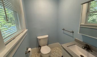 144 W 6th St, Ainsworth, NE 69210