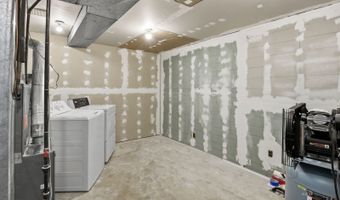 202 Forest Ln, Elko, NV 89801