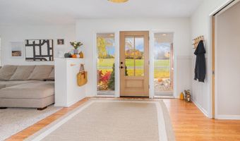 424 Fairlane Dr, Alma, MI 48801