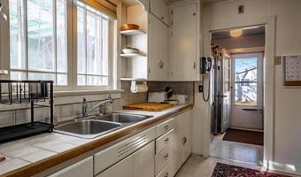 1431 Wyoming Ave, Cody, WY 82414