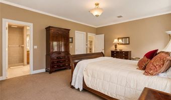 36 Overlook Dr 36, North Kingstown, RI 02852