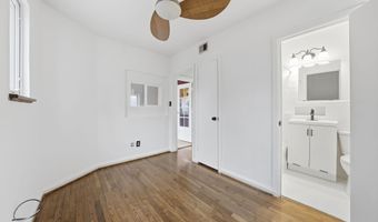 2030 N QUINN St, Arlington, VA 22209