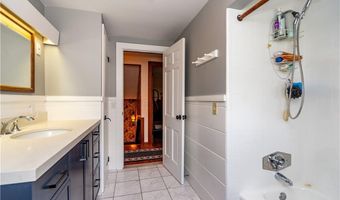 241 Howland Rd, East Greenwich, RI 02818