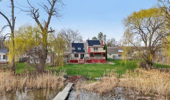 27884 W Riverside Dr, Antioch, IL 60002
