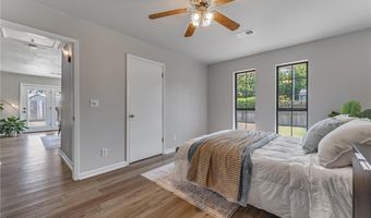 1902 SE Lawrence St, Bentonville, AR 72712