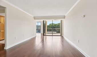 4500 S FOUR MILE RUN Dr 220, Arlington, VA 22204