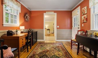 28 Lincoln Dr, Acton, MA 01720