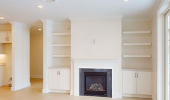 1 Longview Dr 203, Atkinson, NH 03811