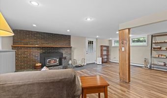 96 Linden Ter, Burlington, VT 05401