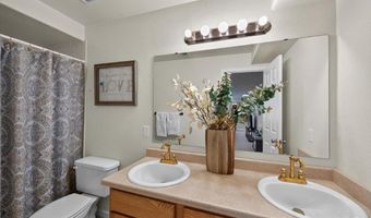 1525 SUNNY Hl, Cheyenne, WY 82001