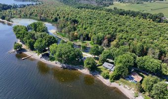 915 Fiske Rd, Alburgh, VT 05440