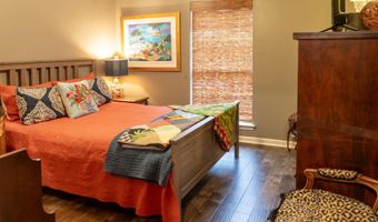 2528 Jasmine Dr, Benton, AR 72015