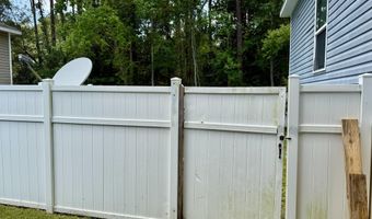 6088 E Hinds St, Bay St. Louis, MS 39520