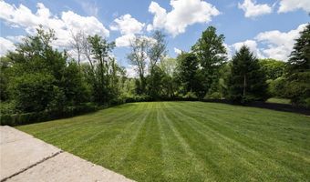 525 N Hametown Rd, Akron, OH 44333