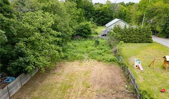 12 BROAD St, Coventry, RI 02816