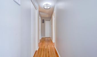 6417 EARLHAM Dr, Bethesda, MD 20817