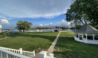 41653 N Lotus Ave, Antioch, IL 60002