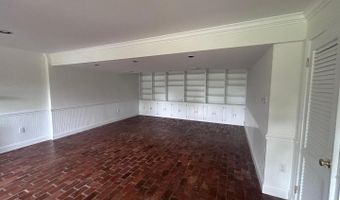3653 38TH St N, Arlington, VA 22207