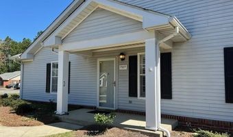 727 Chancery Ln, Aberdeen, NC 28315