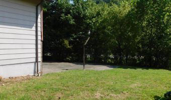 2936 S HWY 119, Baxter, KY 40806