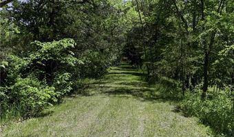 3 Redbird Dr, Agency, MO 64401