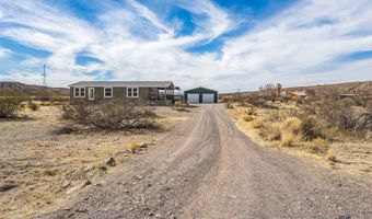 10 Seco Ct, Caballo, NM 87931