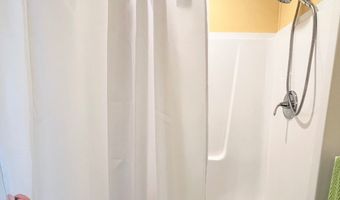 858 S Robert Ave, Avon Park, FL 33825