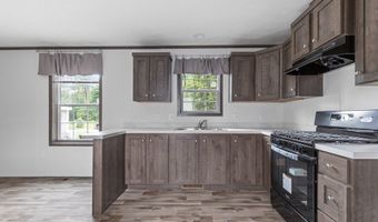 4 Sam St, Acushnet, MA 02743