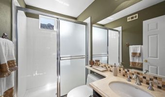 10145 Challenger Ct, Spring Valley, CA 91978