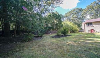 28 Clark Mill St, Coventry, RI 02816