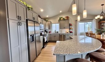 455 S Lucas St, Buffalo, WY 82834