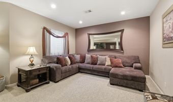 15586 Cedar Ln, Basehor, KS 66007