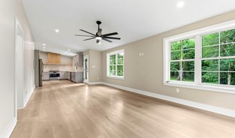 205 E MERCHANT St, Audubon, NJ 08106