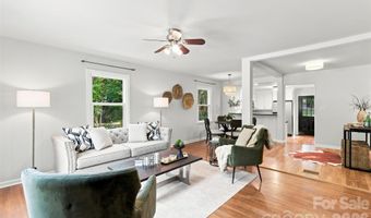 1815 Arnold Dr, Charlotte, NC 28205