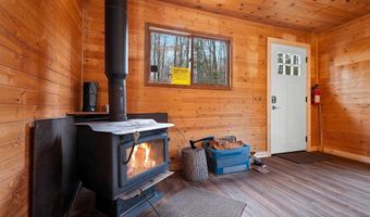 W5065 BEAR PAW Road, Amberg, WI 54102