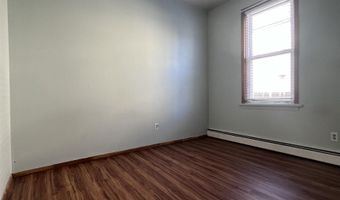 407 KENNEDY Blvd 1R, Bayonne, NJ 07002