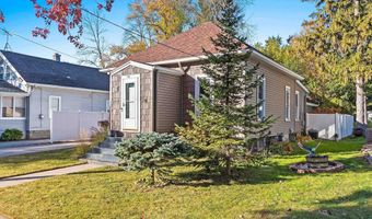 1733 N SUPERIOR St, Appleton, WI 54911