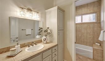 135 Redwood, Carlsbad, CA 92008