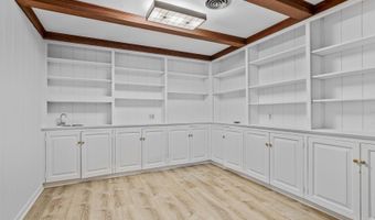 4922 WESTERN Ave D7, Bethesda, MD 20816