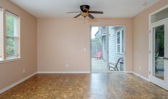 11855 SW FINCH St, Beaverton, OR 97007