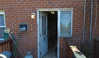 942 MIDDLEBOROUGH Rd, Baltimore, MD 21221