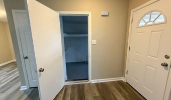 12 A Opal Ct, Barnegat, NJ 08005