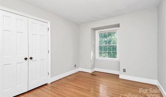 4210 Pepperidge Dr, Charlotte, NC 28226